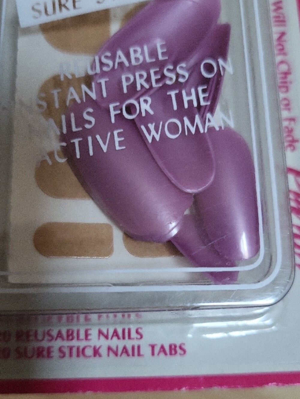 Wet N Wild Pink Press-On Nail Set - 80's Natural Design - Picture 3 of 8